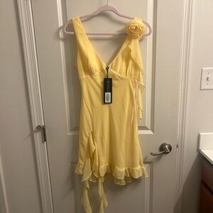 NWT White Fox Boutique Like That Mini Dress Buttercup Size S